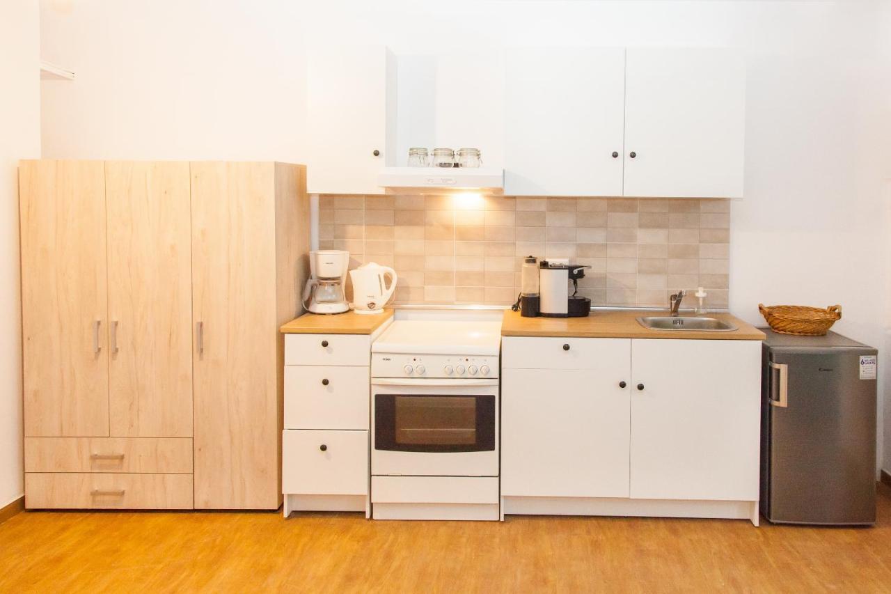 Glyfada Square Modern And Cozy Apartment Voúla Dış mekan fotoğraf