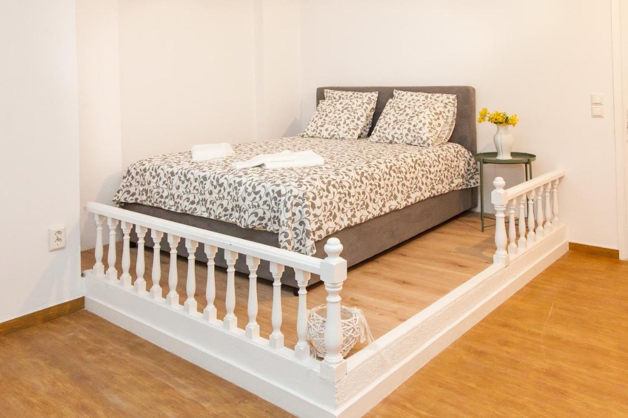 Glyfada Square Modern And Cozy Apartment Voúla Dış mekan fotoğraf