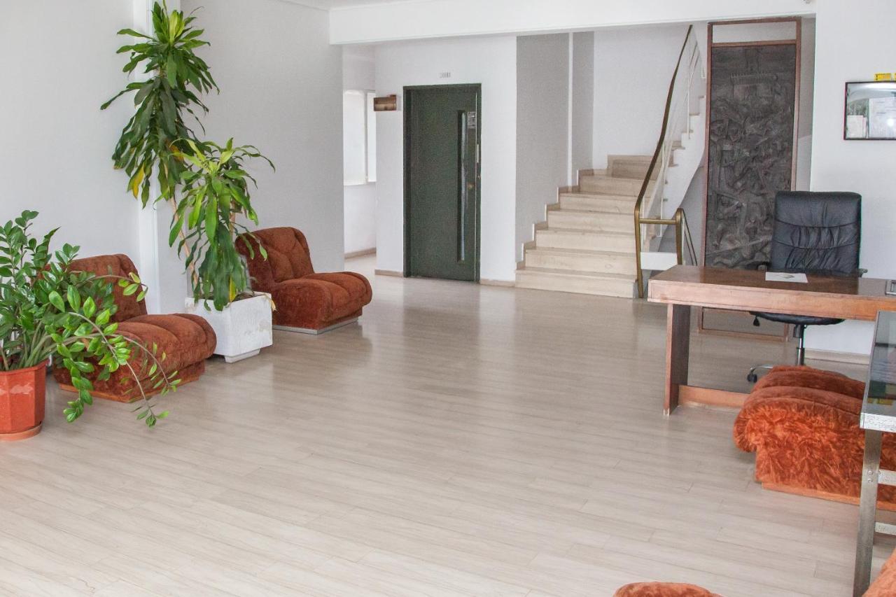 Glyfada Square Modern And Cozy Apartment Voúla Dış mekan fotoğraf